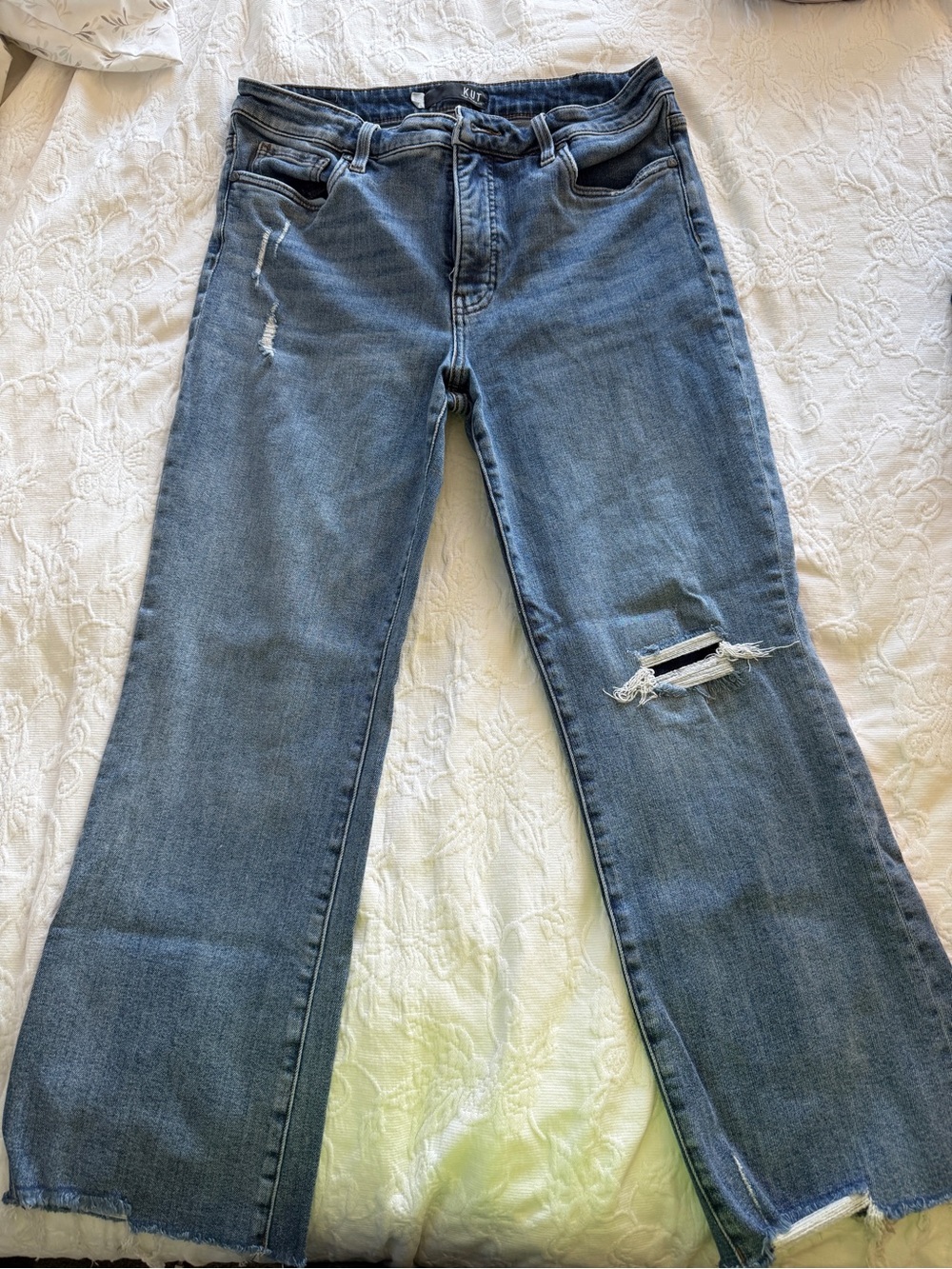 KUT from the Kloth Catherine Jeans Size 10 Custom Cropped Raw Hem Distressed
